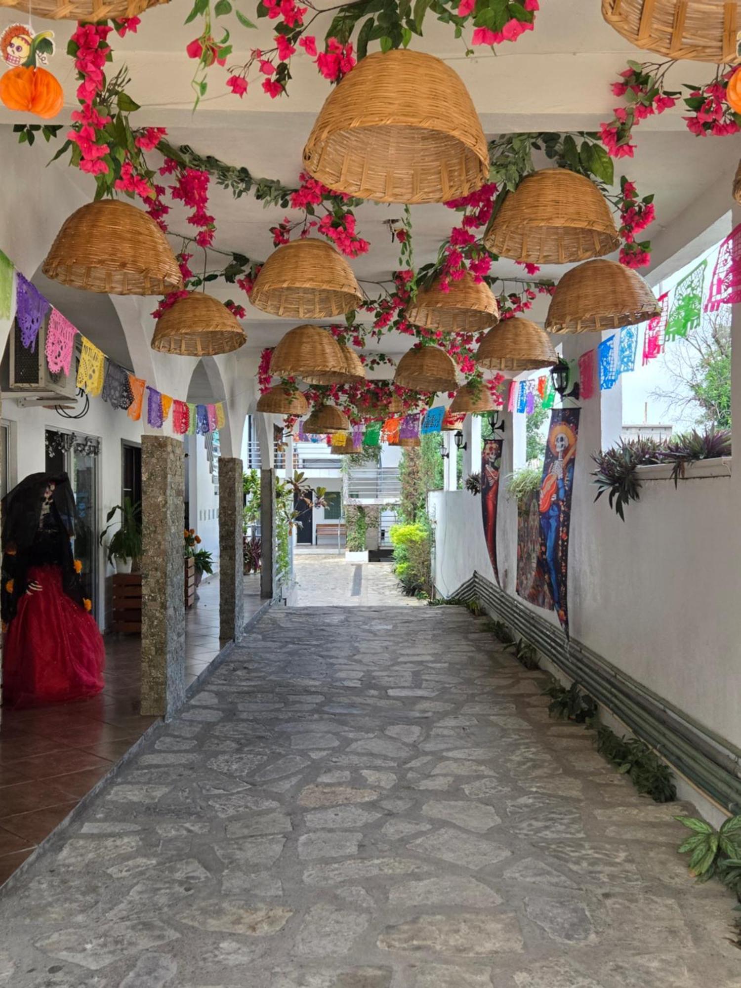 Hotel Raga Inn Tamasopo Buitenkant foto